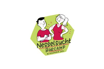 Das Key Visual des „Nesselsucht Barcamp Berlin“ mit den beiden Personen (siehe Beschreibung oben), diesmal auf weißem Hintergrund ohne zusätzliche Elemente.